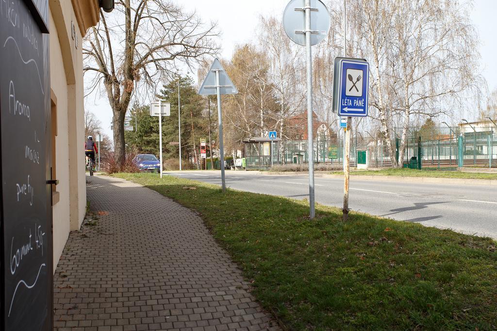 Pension U Hastrmana Praga Exterior foto