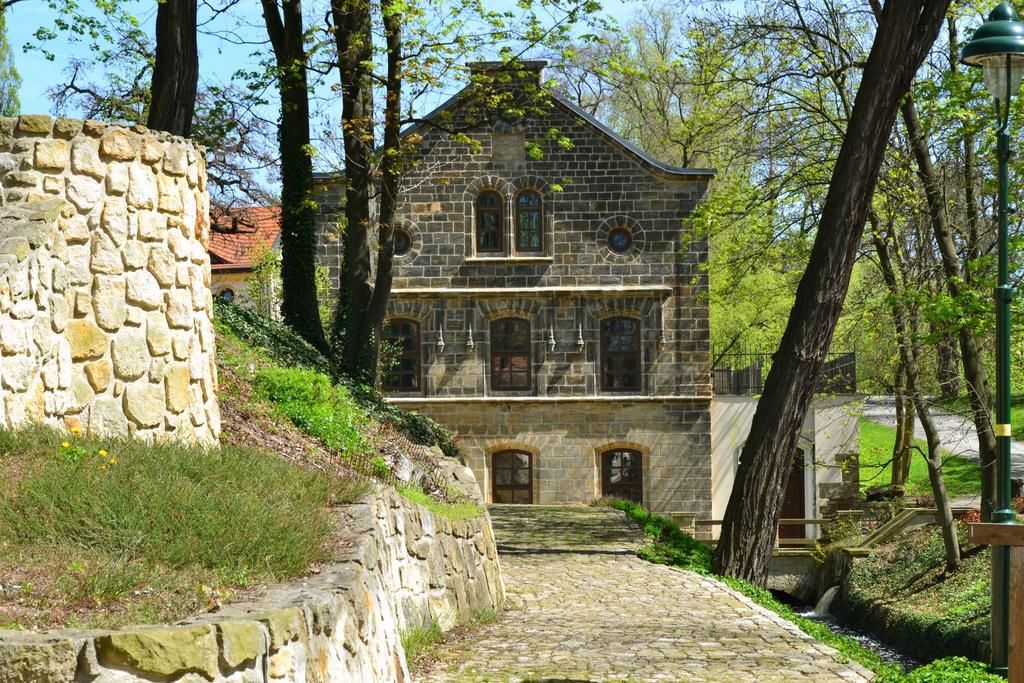 Hotel Pension U Hastrmana Praga Exterior foto